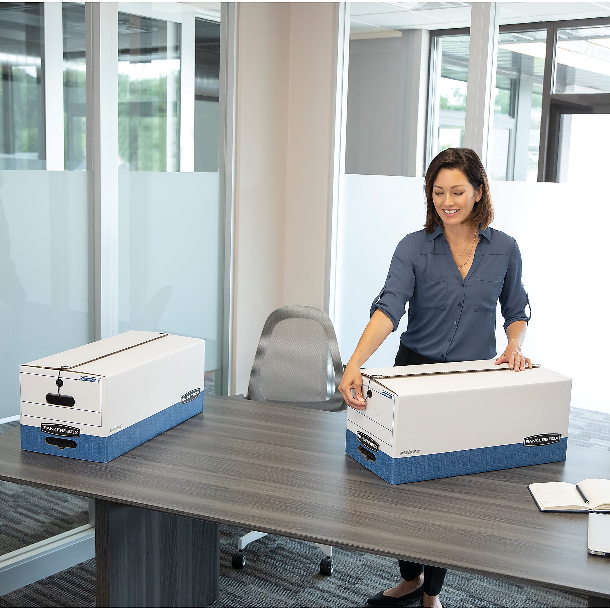 Bankers Box® Stor/File™ FastFold® Standard-Duty Storage Boxes With Locking Lift-Off Lids And Built-In Handles, Letter Size, 24“D x 12" x 10", 60% Recycled, White/Blue, Case Of 12 - Image 7