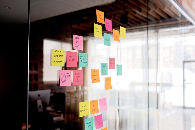 Post-it Super Sticky Pop Up Notes with Black Dispenser, 12 Pads, 3 in x 3 in, 2x the Sticking Power, School Supplies and Office Products, Sticky Notes for Vertical Surfaces, Monitors, Walls and Windows, Assorted Colors - Image 8