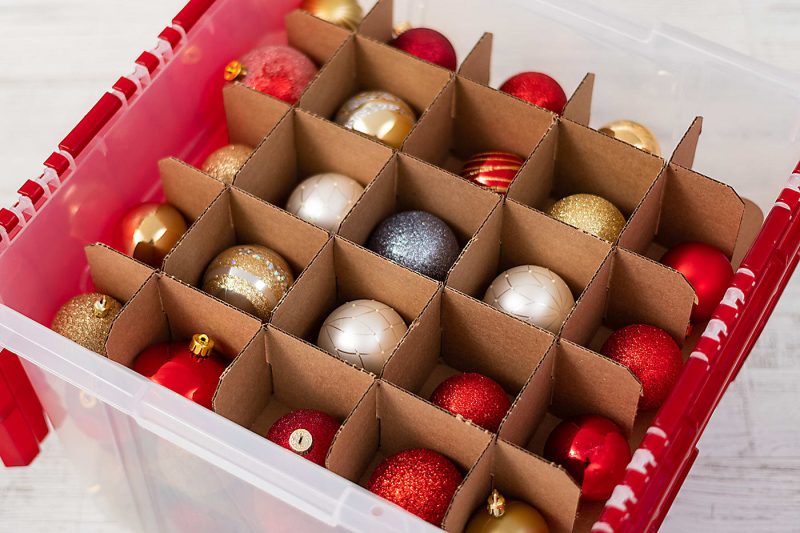 Iris Holiday Wing Lid Ornament Box With Dividers, 13-13/16”H x 18-5/16”W x 19-5/16”L, Clear/Red - Image 4