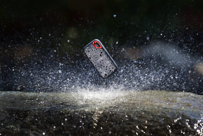 SanDisk® Extreme® Portable SSD, 1TB, Black - Image 7