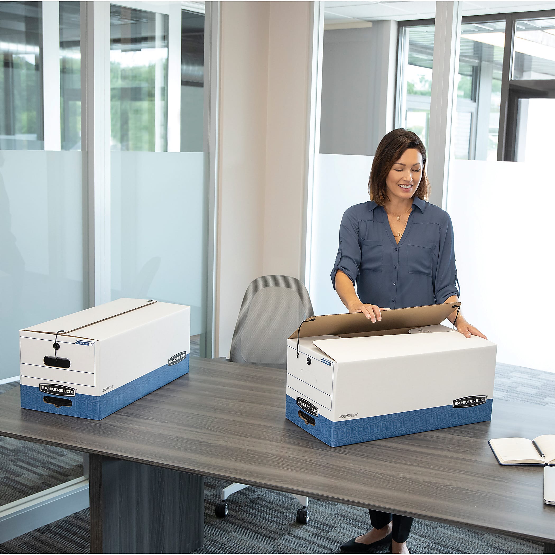 Bankers Box® Liberty® FastFold® Heavy-Duty Storage Boxes With Locking Lift-Off Lids And Built-In Handles, Letter Size, White/Blue, 60% Recycled, 24“ x 15" x 10", Case Of 4 - Image 3