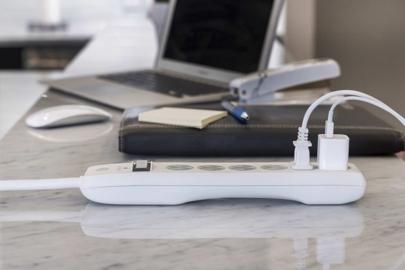 GE 6-Outlet Surge Protector, 10' Cord, White - Image 7