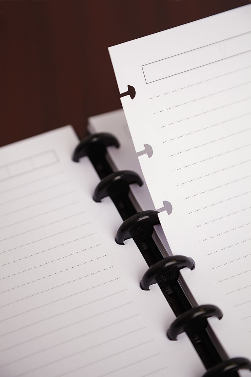 TUL® Discbound Notebook With Debossed Leather Cover, Letter Size, Narrow Ruled, 60 Sheets, Gray - Image 3